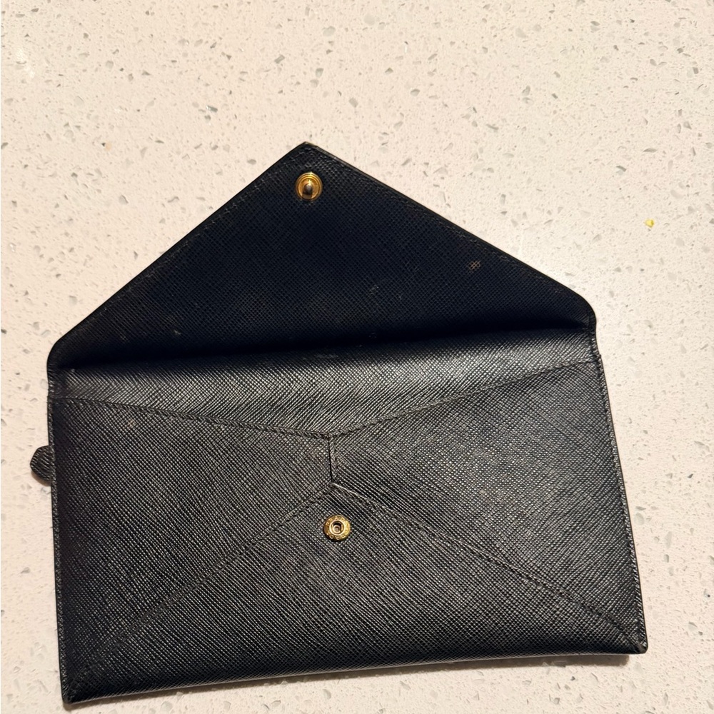 Prada Black Textured Envelope Clutch - Picture 4 of 7